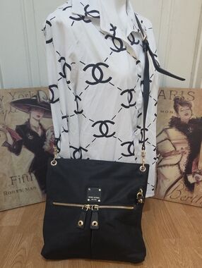 Henri Bendel Jetsetter Bag